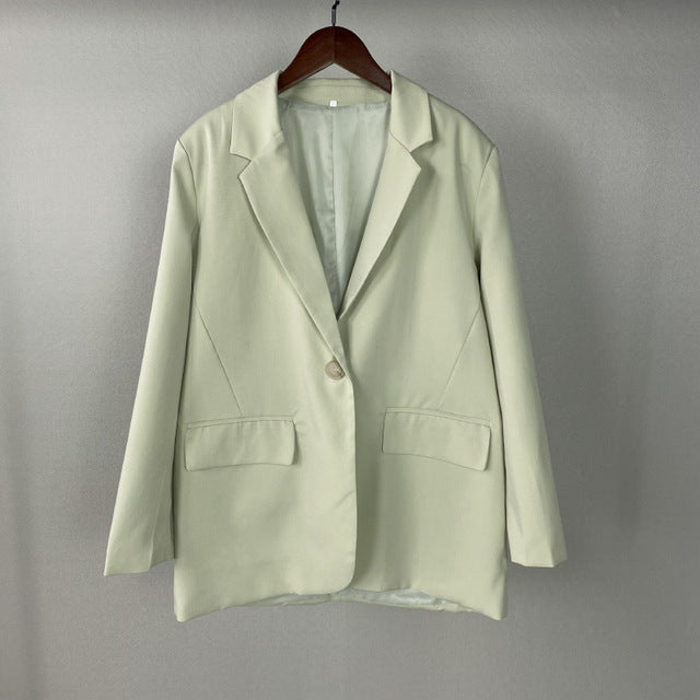 Vårmode svart kostymjacka kvinnor