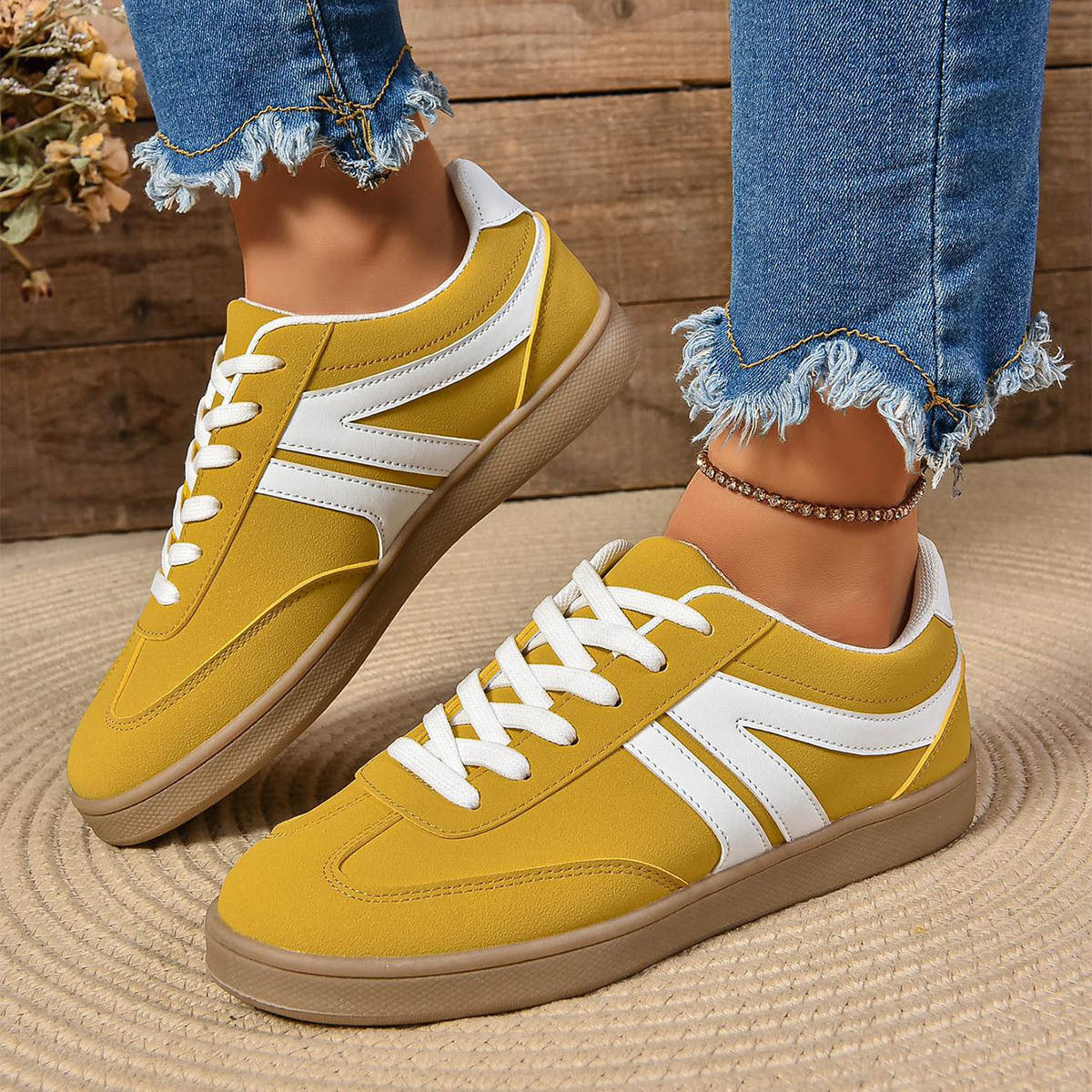 Lace-up Round Toe Flats Shoes Fashion Sports Slip On Casual Shoes For Women